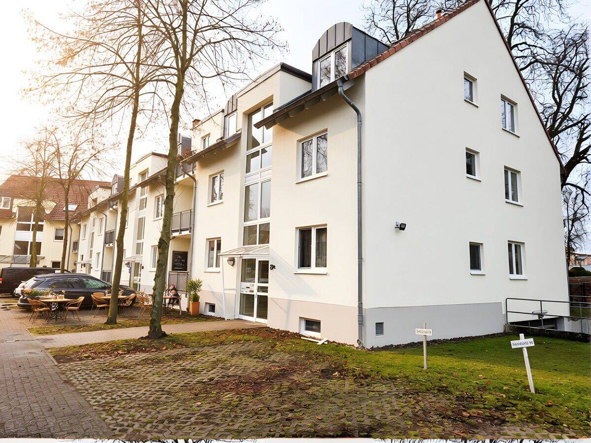 Charmante 2-Zimmer-Dachgeschosswohnung mit Spitzboden und PKW-Stellplatz in Waren (Müritz), 17192 Waren (Müritz)