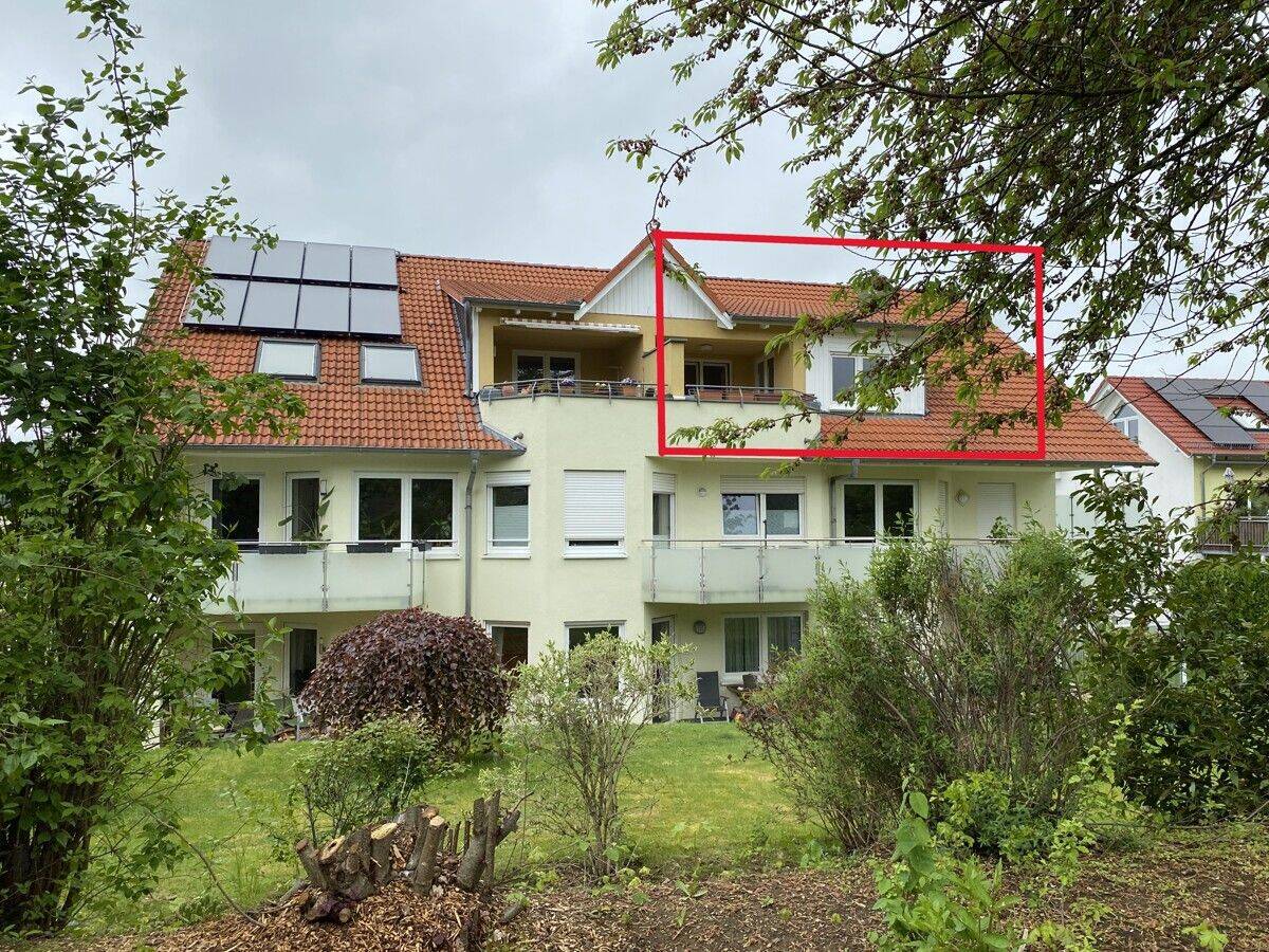 3-Zimmer-Dachgeschosswohnung in attraktiver, ruhiger Lage von Habichtswald, 34317 Habichtswald