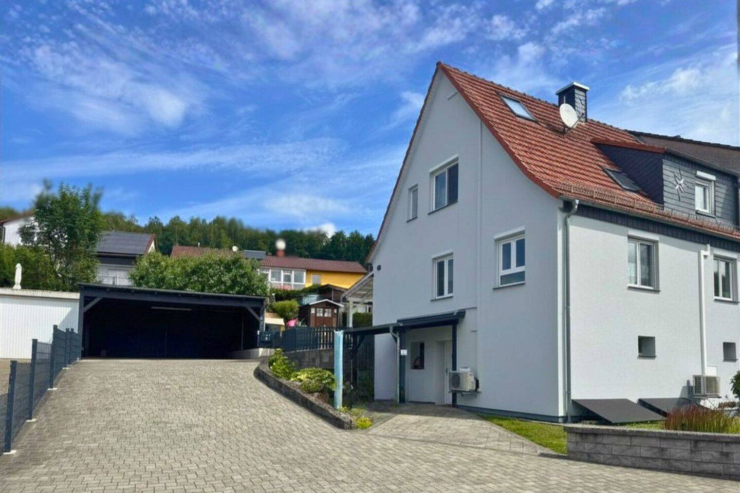 Charmante Doppelhaushälfte mit großem Garten für entspannte Stunden, 63599 Biebergemünd