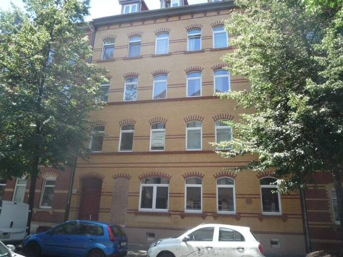 Willkommen zu Hause Gepflegte DG-Wohnung mit grünem Innenhof, 99086 Erfurt