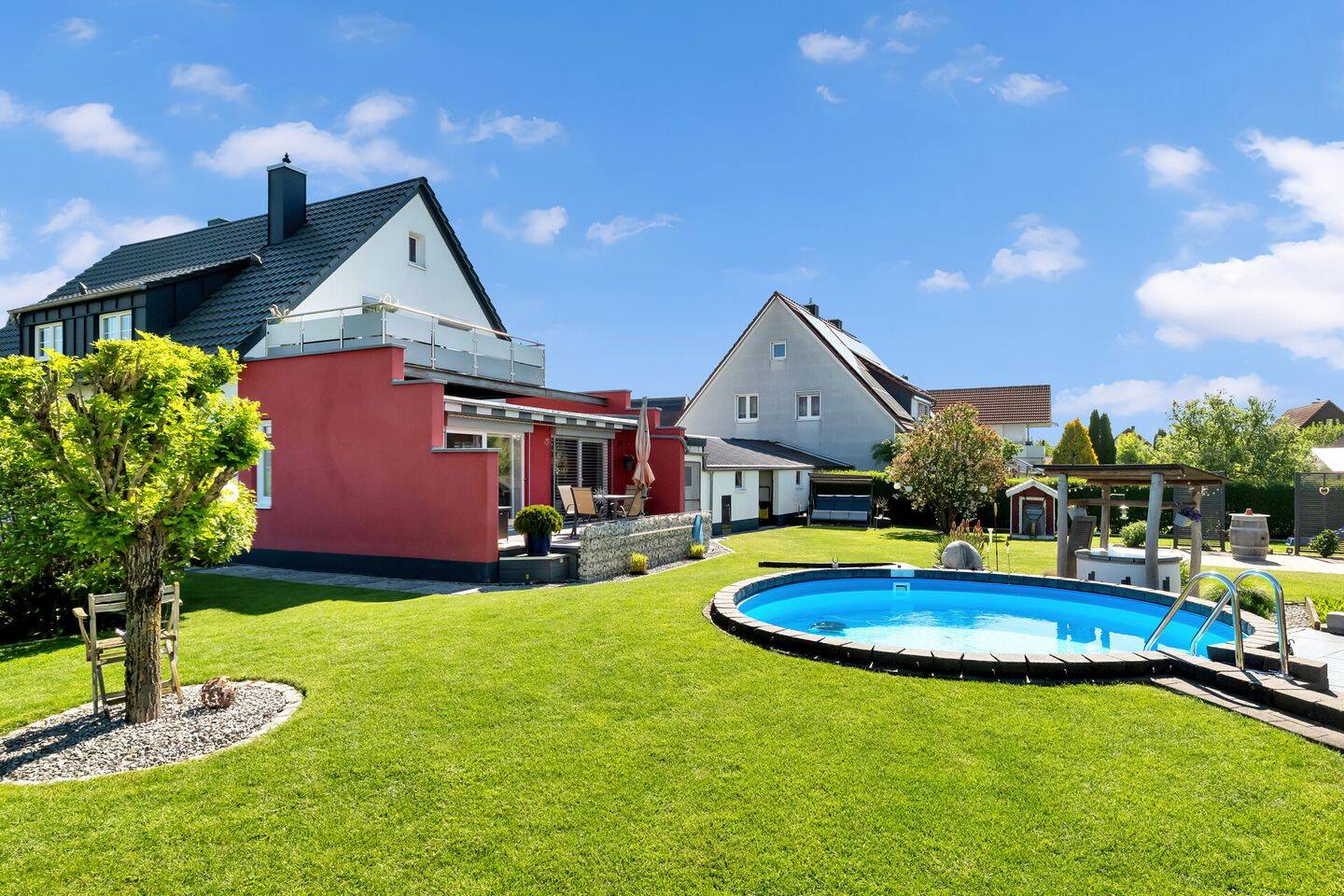 Traumhaftes Zweifamilienhaus in Ingersheim – Einziehen und Genießen, 74564 Crailsheim