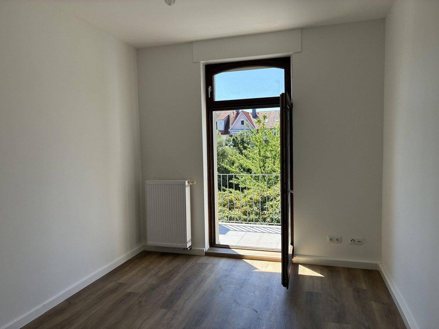 Martinsviertel: Hochwertig sanierte 3-Zi.-Whg – Südbalkon, neue Küche, ruhig gelegen, provisionsfrei, 64289 Darmstadt (Darmstadt Kranichstein)