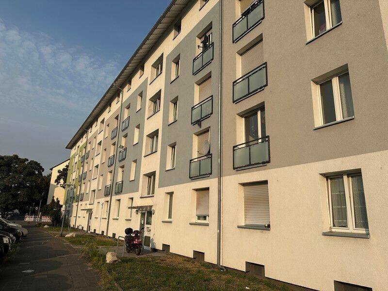 Schöne 2-Zimmer-Wohnung !, 67061 Ludwigshafen am Rhein (Mitte Süd)