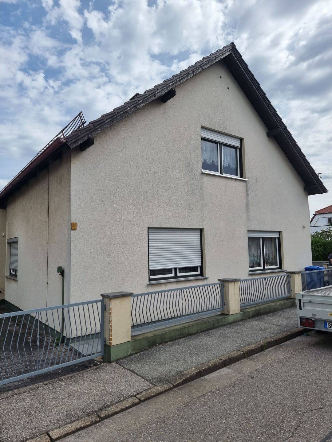Charmantes Einfamilienhaus mit Garage, Carport und Werkstatt in ruhiger Lage von Geiselhöring, 94333 Geiselhöring