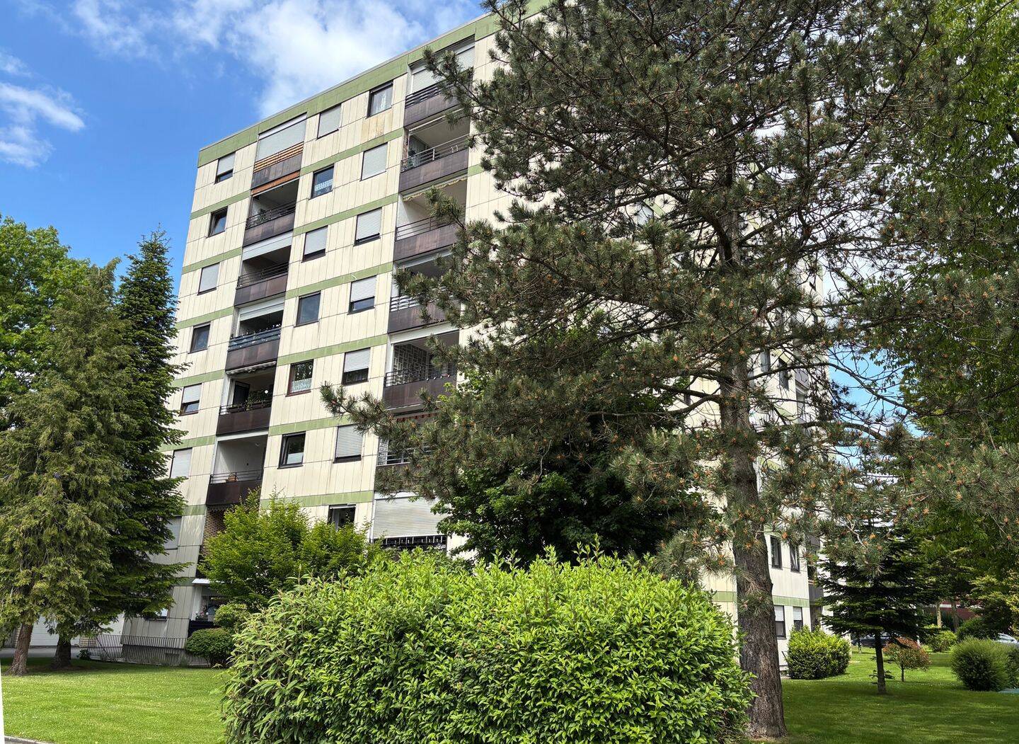 Renovierungsbedürftige 4-Zimmer Wohnung mit Garage in zentrumsnaher Lage in Neubeckum!, 59269 Beckum