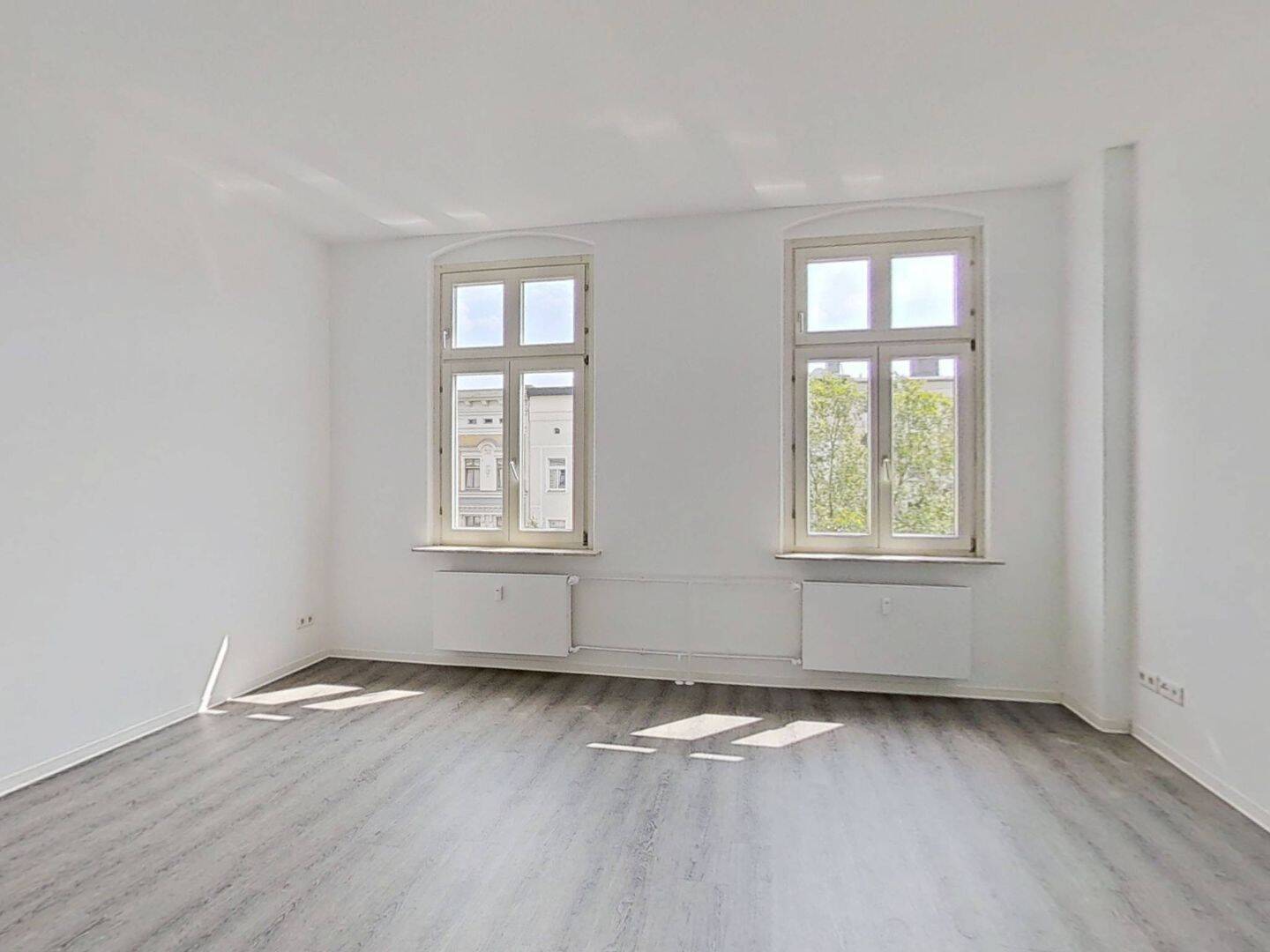Viel Platz zum Wohlfühlen – Großzügige 4-Zimmer-Wohnung mit 115 m², 39104 Magdeburg (Altstadt Buckau)