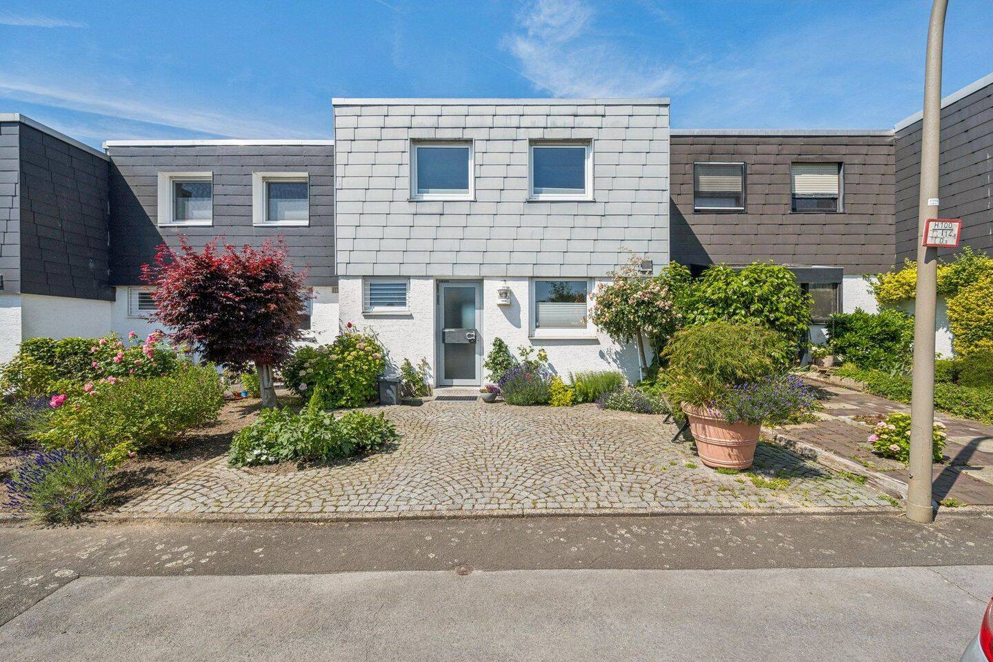 Attraktives Reihenhaus auf Erbpacht mit Blick in die unberührte Natur, 44289 Dortmund (Lichtendorf Sölde Sölderholz)