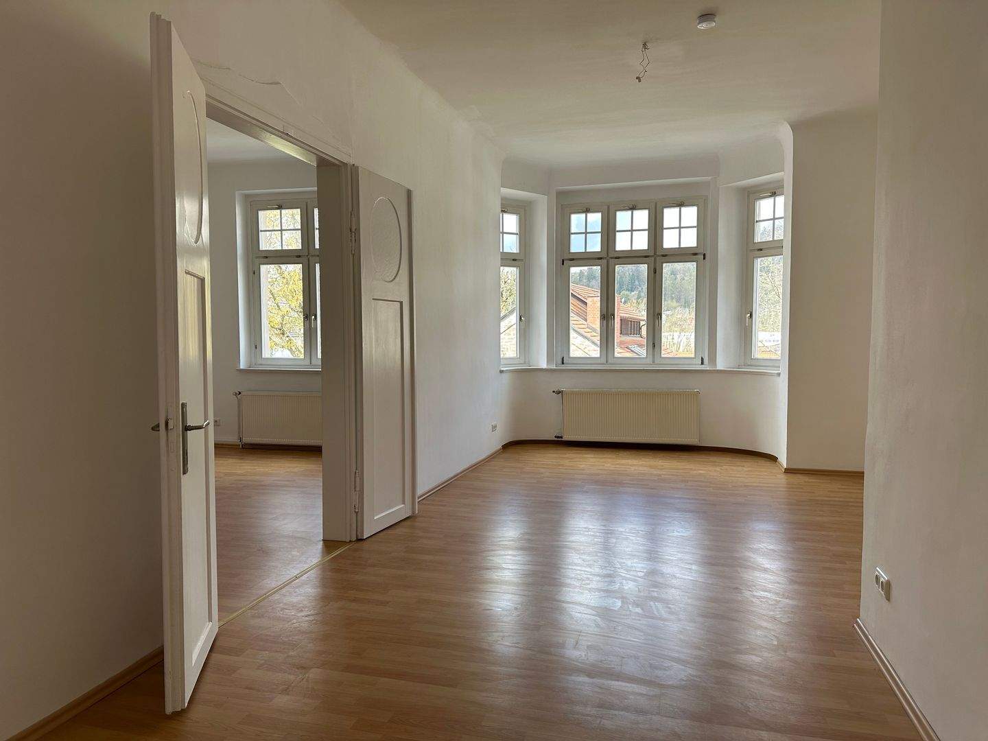 Eigentumswohnung, 4,5 Zimmer, 121 m², in Suhl, 98527 Suhl (Suhl)