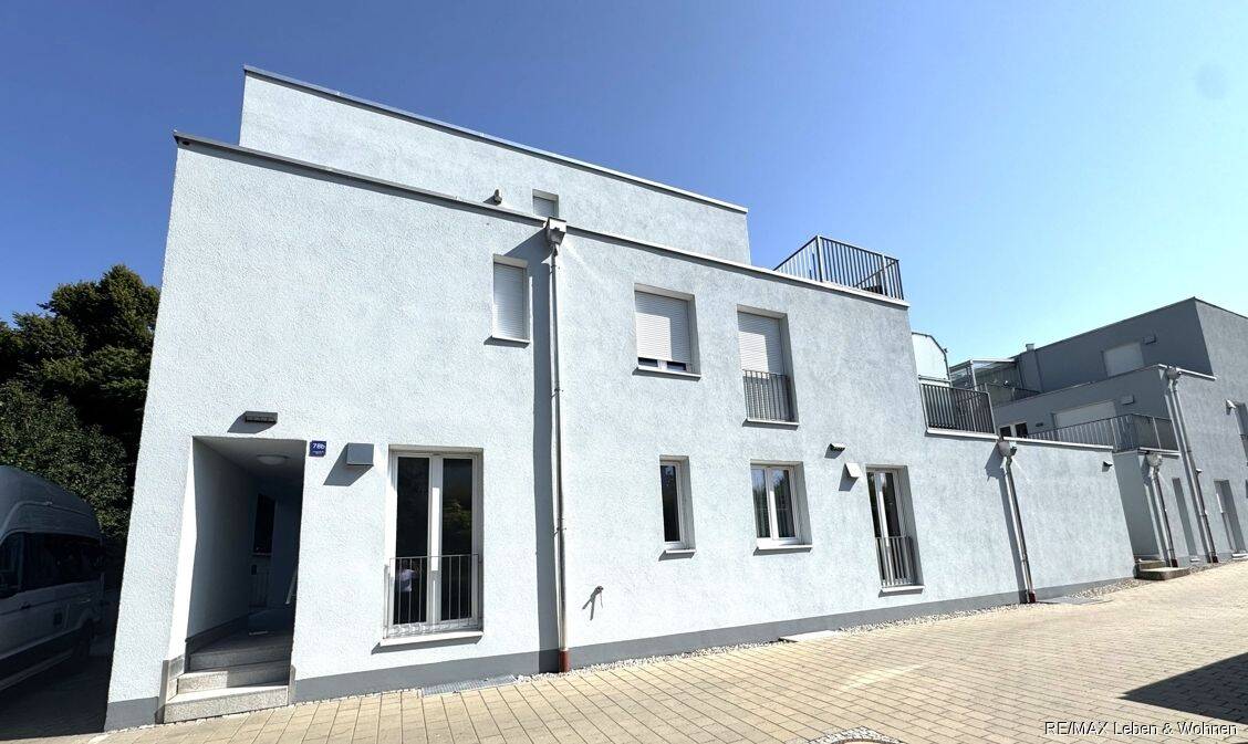 4 Zimmerwohung in Dachauer Bestlage mit Wintergarten und kleinem Garten +TG zu vermieten, 85221 Dachau