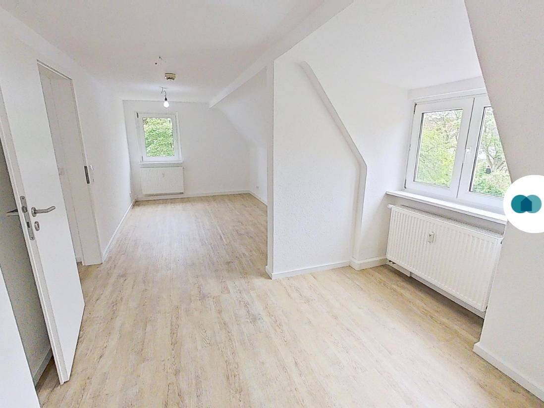 Traumhafte 2-Zimmer-Dachgeschosswohnung in Erlenbach am Main, 63906 Erlenbach a. Main