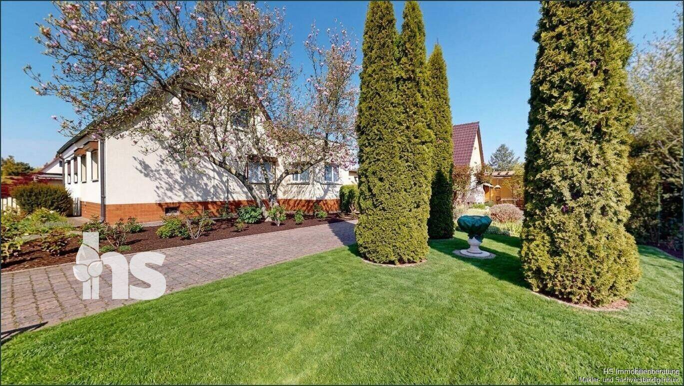 PROVISIONSFREI: Halle (Saale) – Doppelhaushälfte mit Wintergarten & großem Grundstück, 6120 Halle (Saale) (Dölau Heide Nord Heide Süd Kröllwitz Lettin)