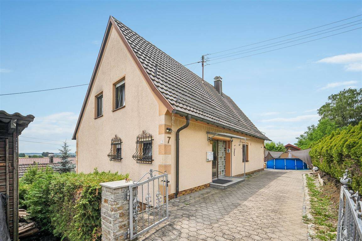 Idyllisch gelegenes EFH mit viel Raum und großem Grundstück. Werkstatt inklusive., 89428 Syrgenstein