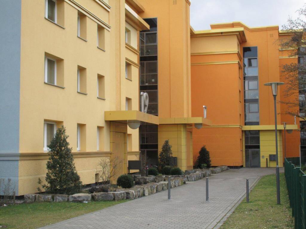 Bei VIVAWEST die Sonnenstrahlen auf der eigenen Terrasse genießen., 45659 Recklinghausen