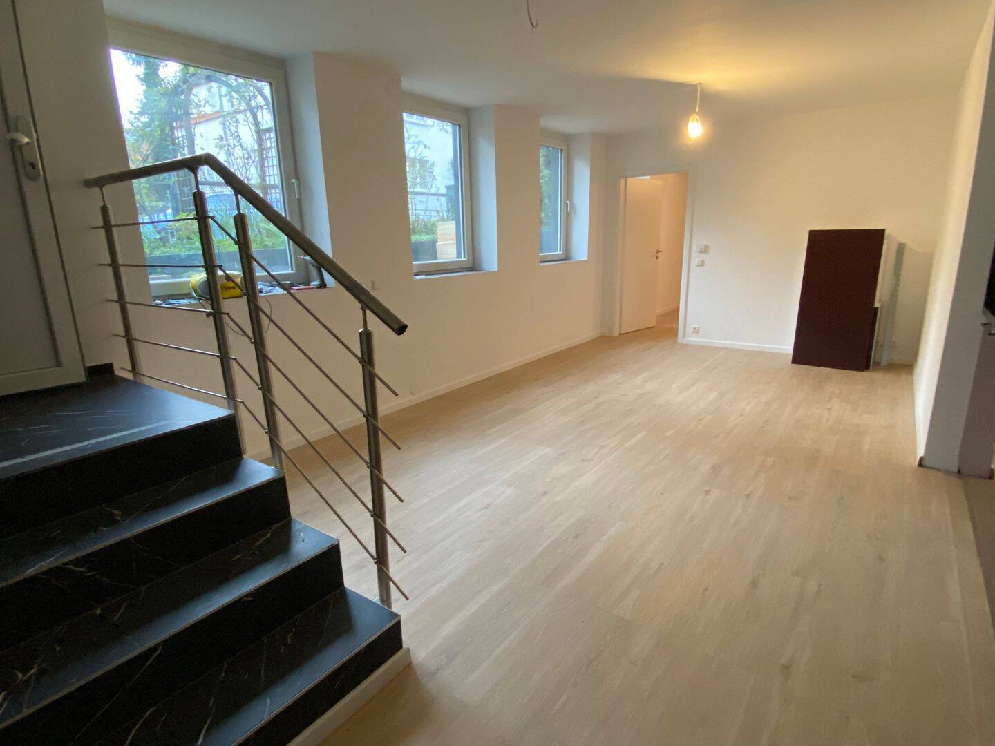 3-Zimmer Sounterrainwohnung in Stuttgart-Bad Cannstatt-Modern!, 70374 Stuttgart (Bad Cannstatt Sommerrain)