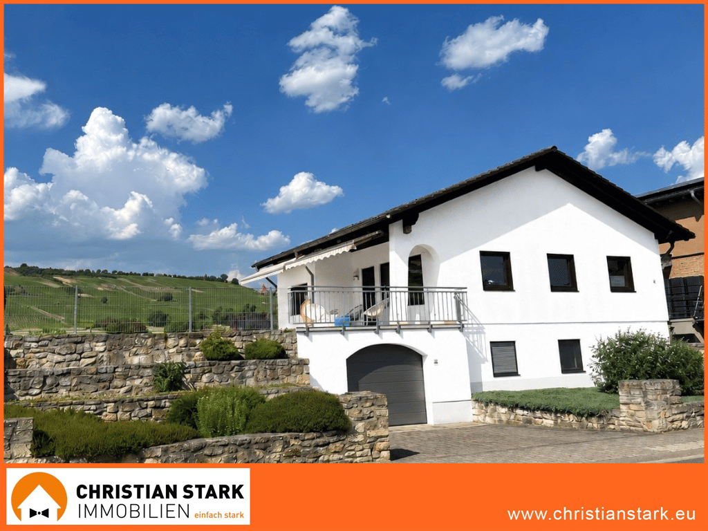 Einfamilienhaus zum Wohlfühlen, mit Wellnessbereich und herrlichen Blick in die Weinberge., 55599 Gau-Bickelheim