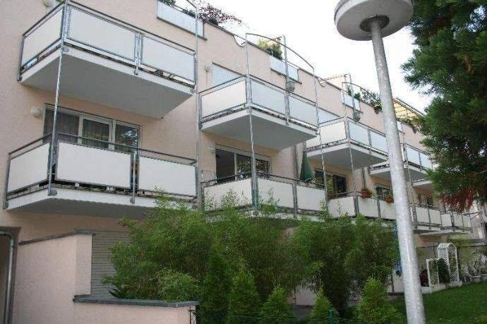 1 ½ – Zimmer-Single-Wohnung im 2. OG mit Balkon und TG-Stellplatz, 79110 Freiburg im Breisgau (Betzenhausen Brühl Landwasser Lehen Mooswald)
