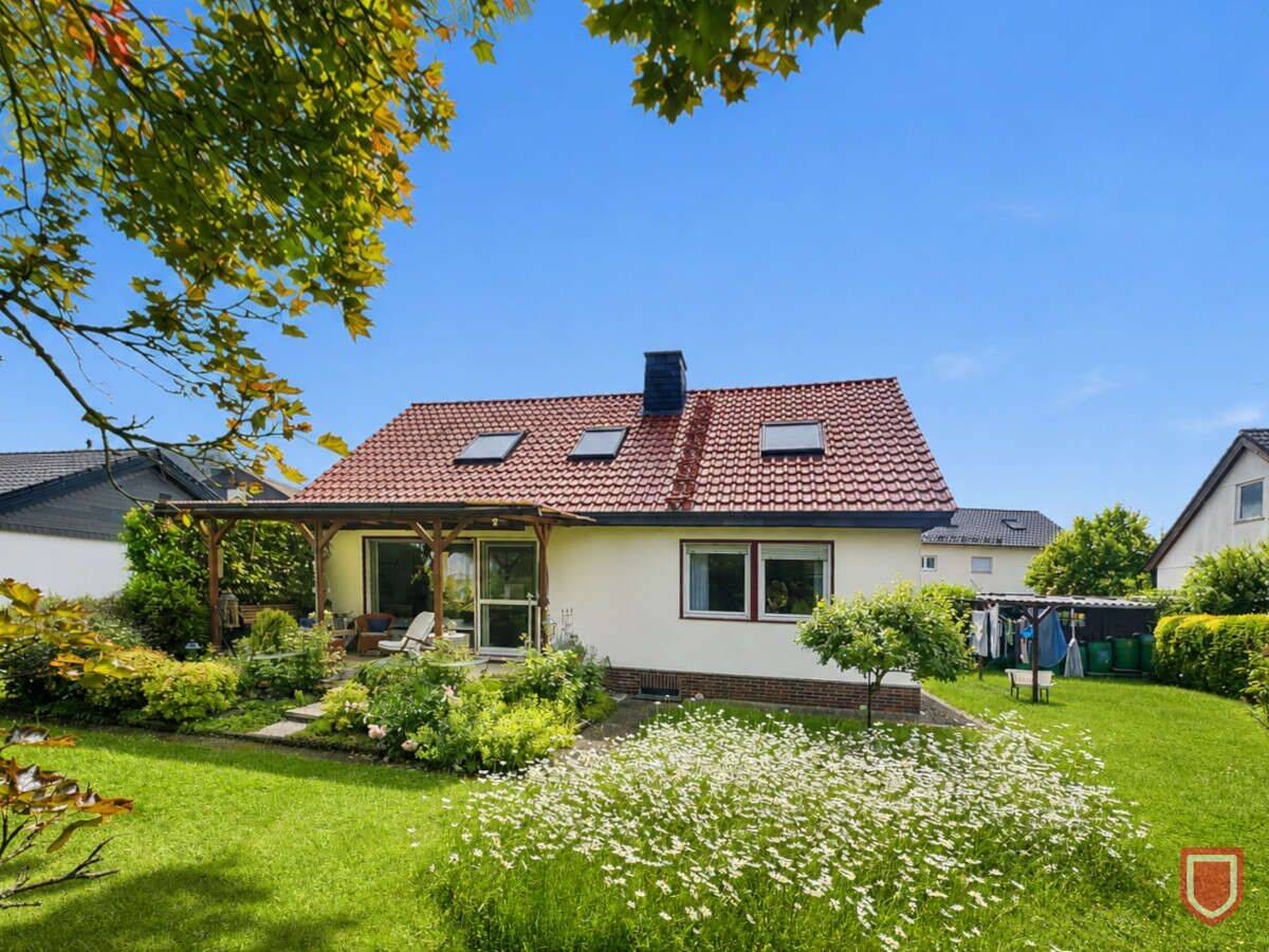 – Gartenidyll in Vellmar –  Einfamilienhaus mit Einliegerwohnung, 34246 Vellmar (Hof Mondschirm)