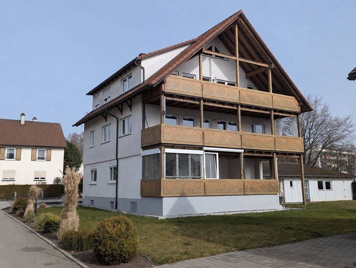 3,5- Zimmer-Eigentumswohnung mit sonnenverwöhnter Terrasse und Garage in Friedrichshafen-Ailingen, 88048 Friedrichshafen