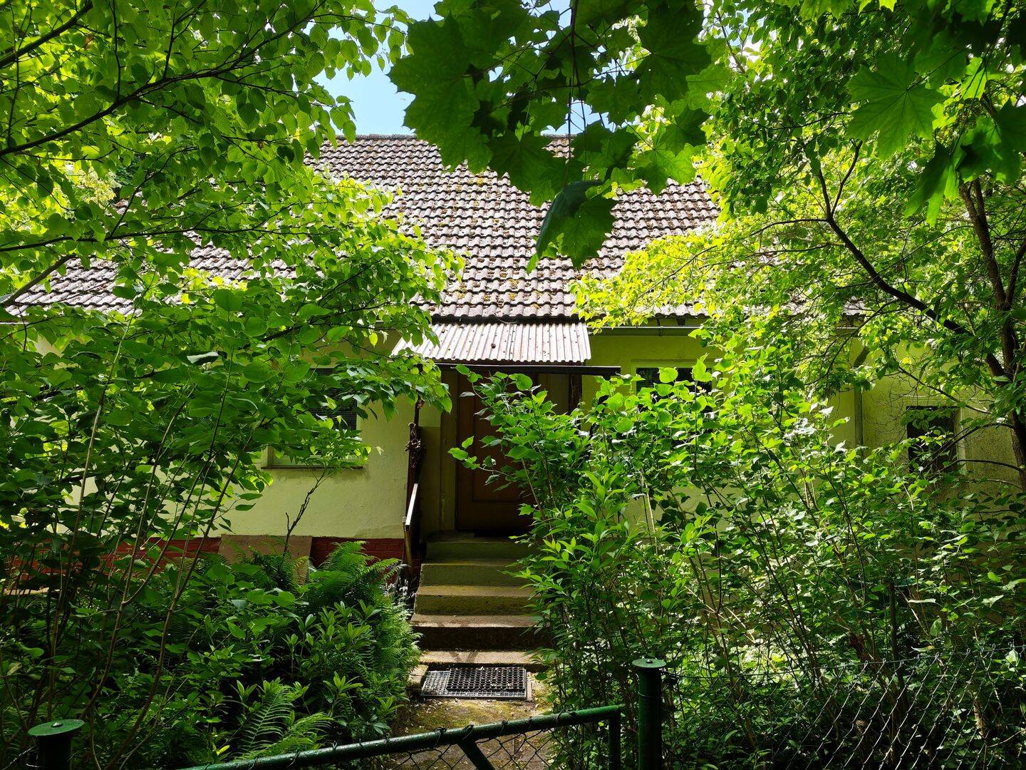 Naturnah wohnen in historischer Parkanlage – Einfamilienhaus mit Entwicklungspotenzial, 16866 Kyritz