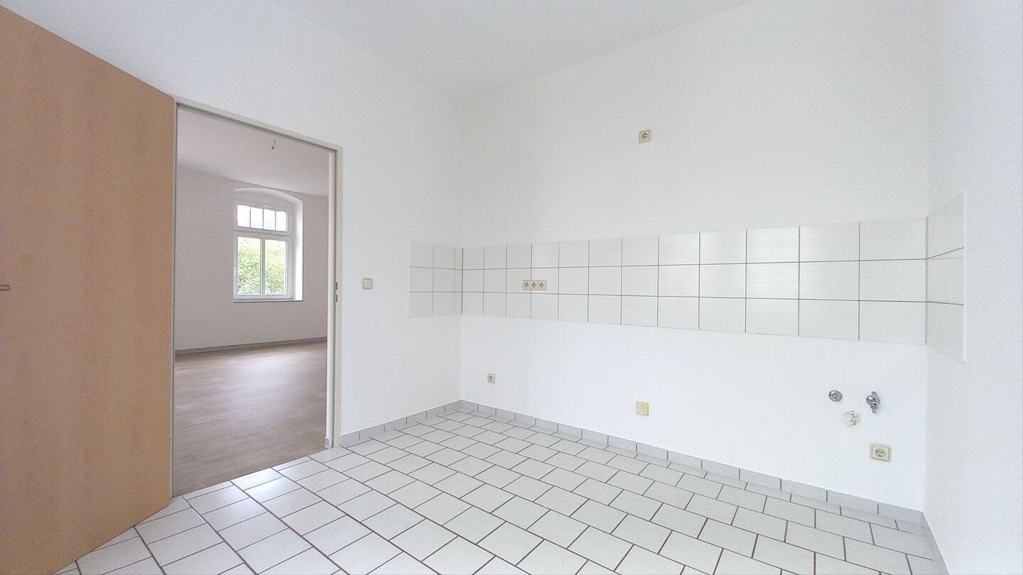 Gemütliche 2-Raum Wohnung mit Balkon *Erstbezug nach Renovierung* – Chemnitz – Bild 1 von 3