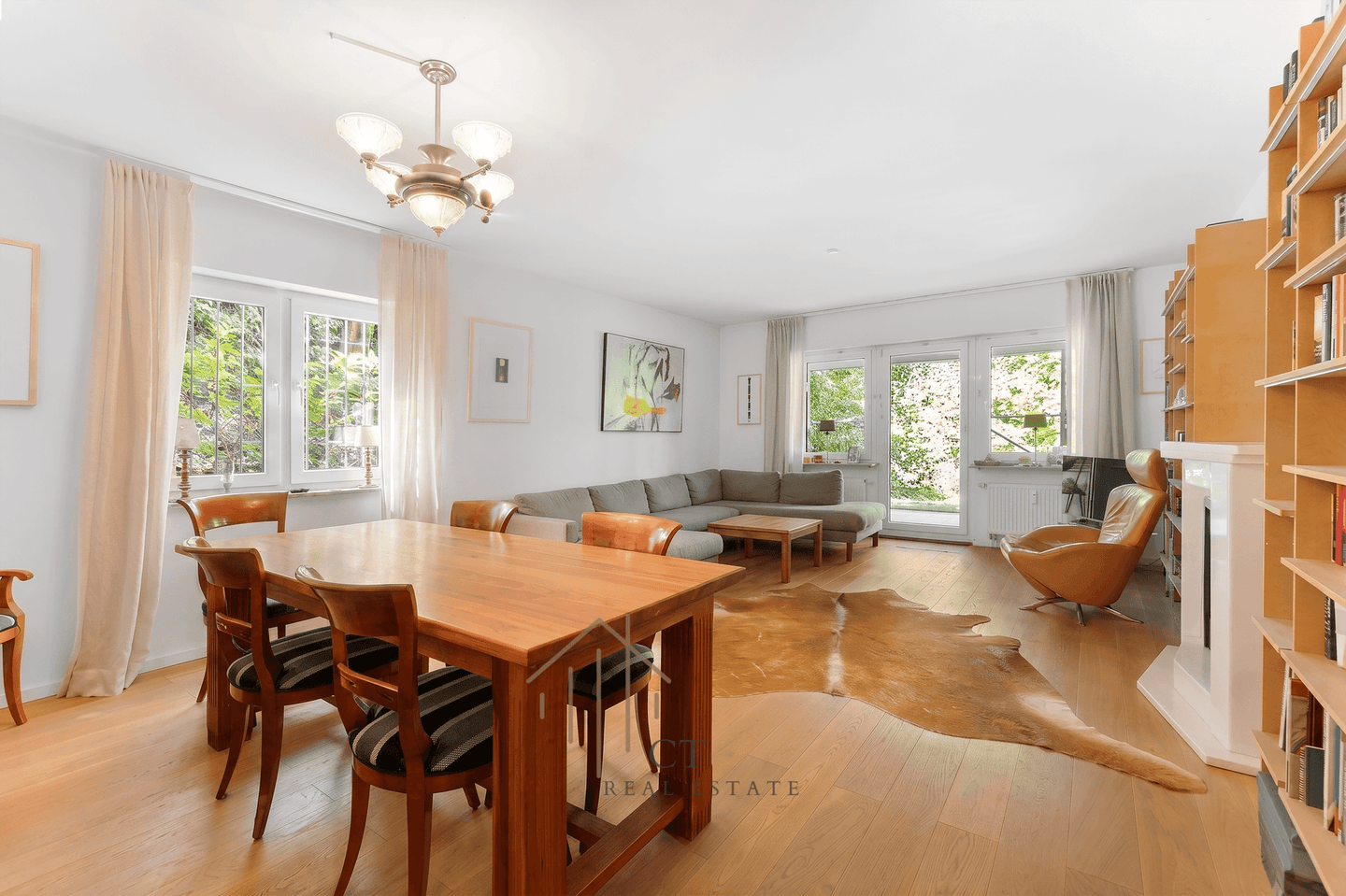 WOHNEN WIE IM EIGENEN HAUS! Exklusive 3-Zi-Maisonette mit Garten, Balkon & TG-Stellplatz, 60431 Frankfurt am Main