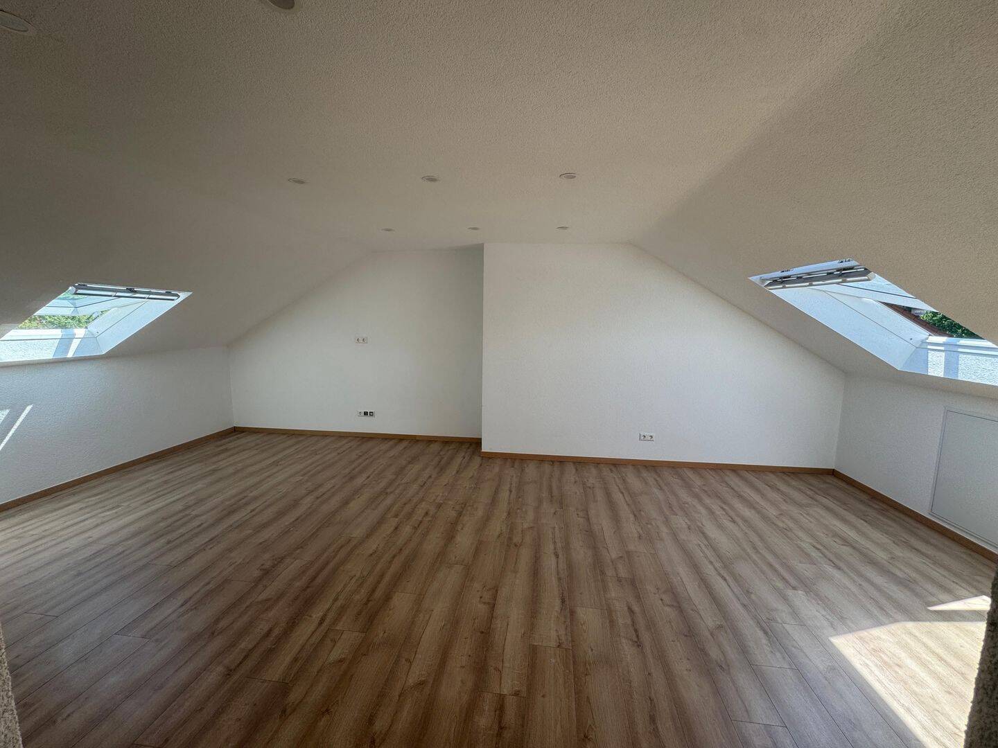 3-Zimmer Dachgeschosswohnung – Erstbezug nach Kernsanierung, 74374 Zaberfeld