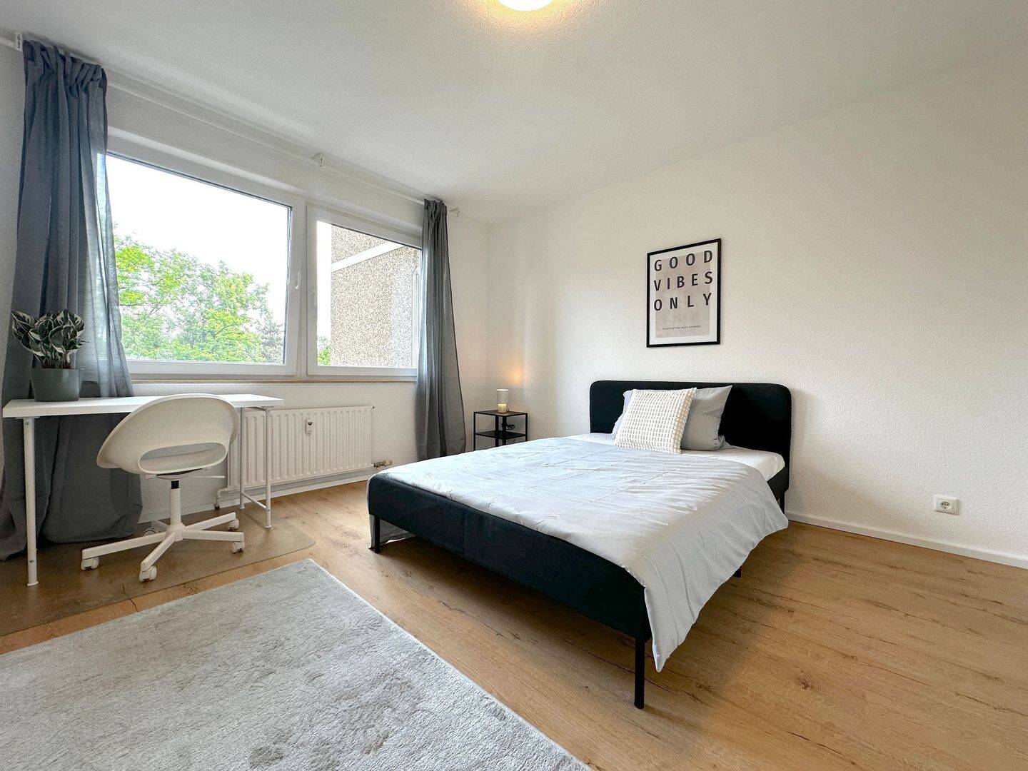 ?? Möbliertes Zimmer frei in moderner 5er-WG – Robert-Dißmann-Straße 6, Frankfurt am Main!, 65936 Frankfurt am Main (Nied Sossenheim)