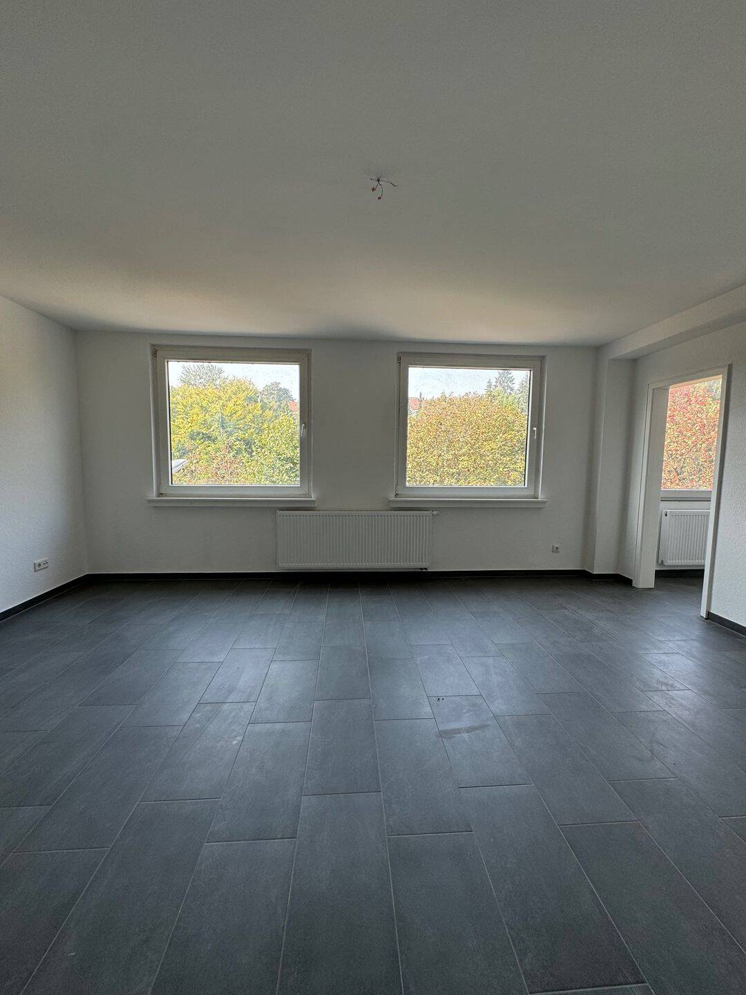 ** – Erstbezug nach Renovierung – Moderne 3 Zimmerwohnung mit tollem Badezimmer wartet auf Sie!, 42277 Wuppertal (Barmen)