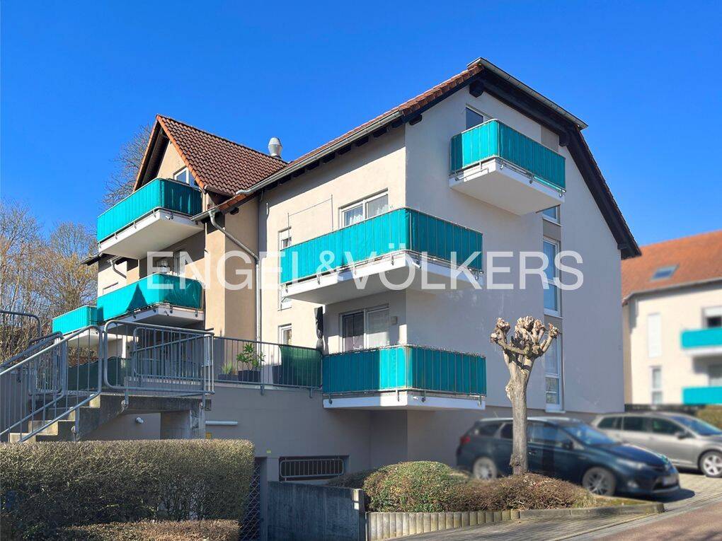 Vermietete Maisonette-Wohnung mit Balkon, Terrasse und Tiefgarage, 65520 Bad Camberg