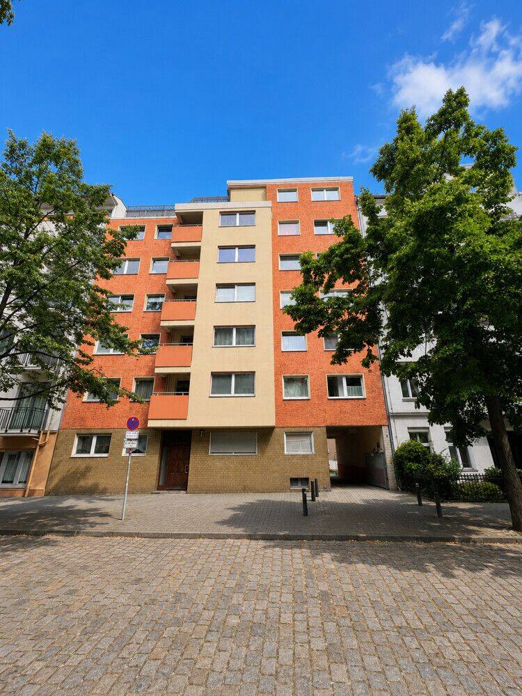 Lukrative, vermietete Eigentumswohnung mit PKW Stellplatz in attraktiver Lage am Bundesplatz, Berlin, 10715 Berlin (Charlottenburg-Wilmersdorf Wilmersdorf)