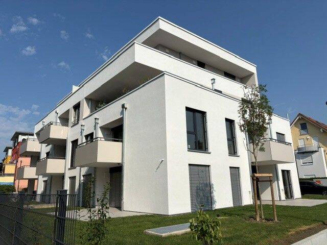 Penthouse !! Moderne Neubauwohnung in ruhiger Lage von Friedrichshafen, 88045 Friedrichshafen