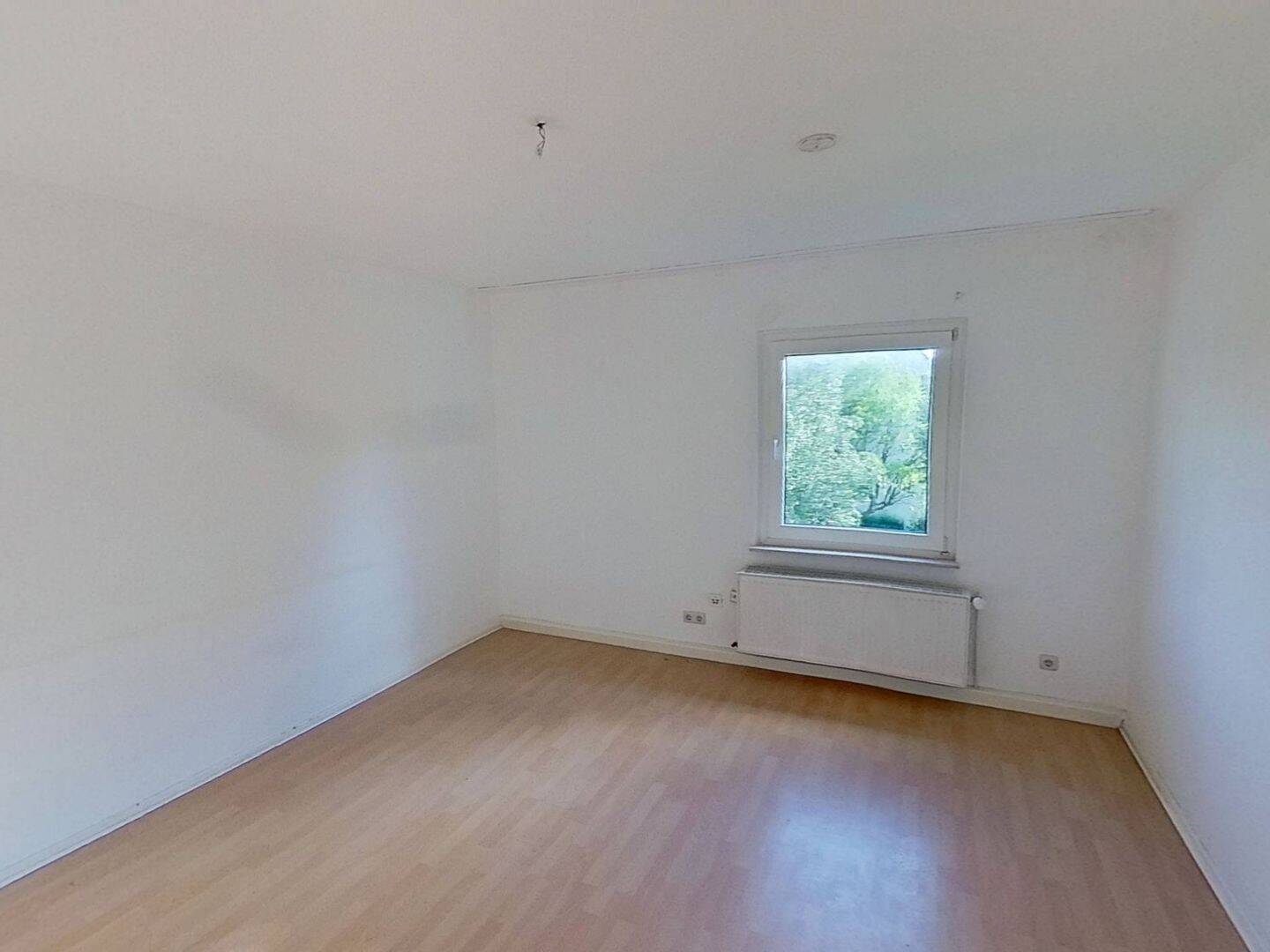 Hell und gemütlich: 3-Zimmer-Wohnung mit Tageslichtbad in Minden-Dankersen, 32423 Minden