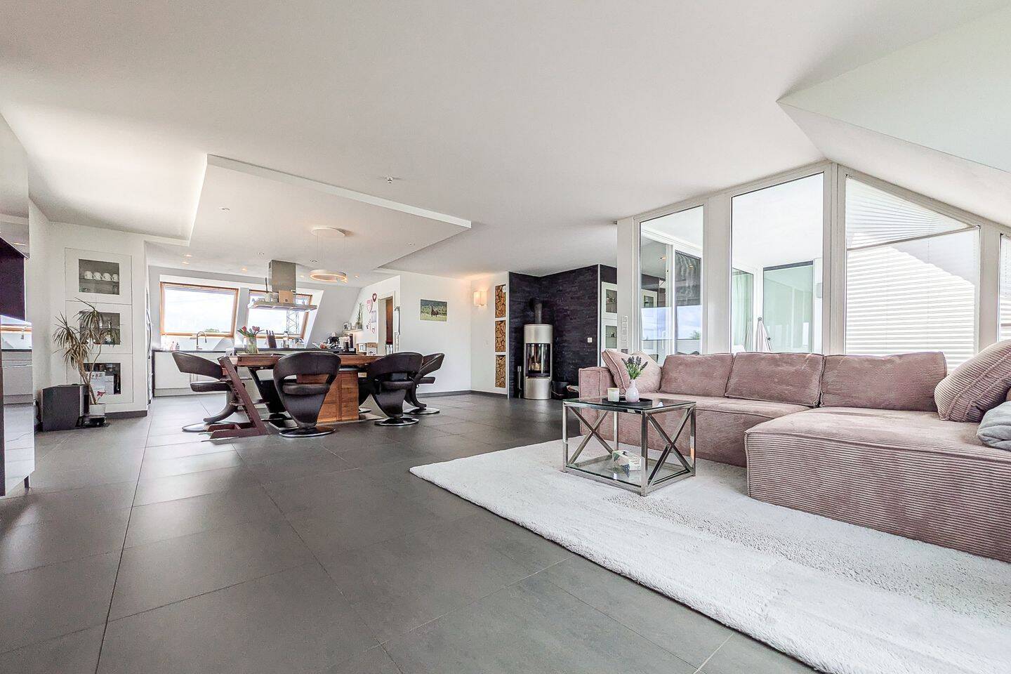 Penthouse-Wohnung – VIP Zugang mit Aufzug – Dachterrasse – Tiefgarage – Ladesäule*, 45481 Mülheim an der Ruhr (Broich Saarn Saarn/Mintard Saarn/Selbeck)