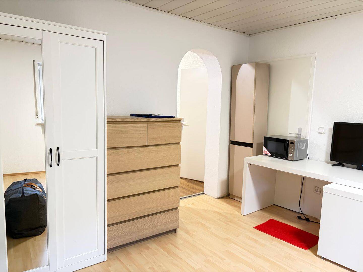 Voll möbliert 1-Zimmer-Wohnung  in Herzogenaurach (200m von Adidas)  zu vermieten, 91074 Herzogenaurach