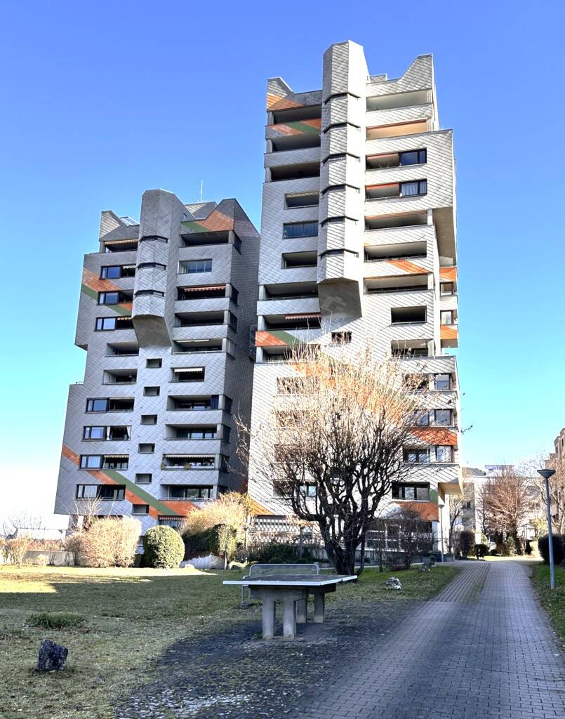 Stuttgart-Neugereut: Gepflegte 2,5-Zimmerwohnung in schöner Aussichtslage, 70378 Stuttgart