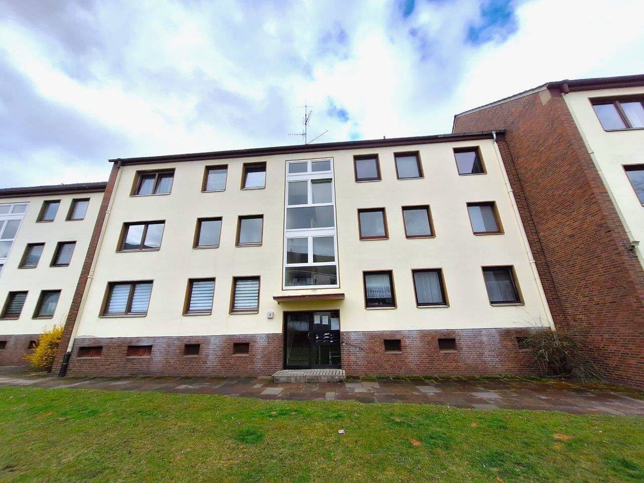 1 Zimmer Wohnung mit Balkon frisch renoviert, 31303 Burgdorf