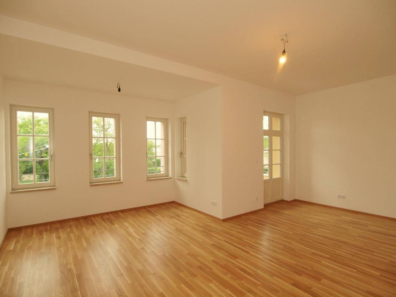 +NÄHE BMW/PORSCHE/DHL/MESSE.. EDLE 2-ZIMMER-WOHNUNG! +HOCHWERTIGE AUSSTATTUNG+GEPFLEGTES MFH+, 4357 Leipzig (Mockau-Nord Mockau-Süd Schönefeld-Abtnaundorf)
