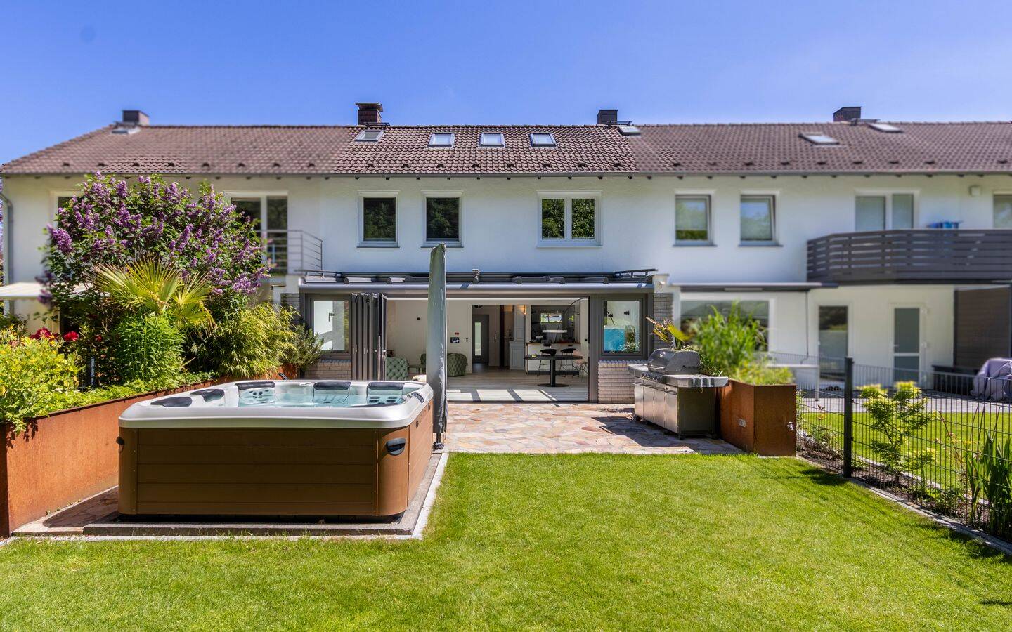Familiengerechtes Traumhaus in ruhiger Waldrandlage in Altenholz, 24161 Altenholz