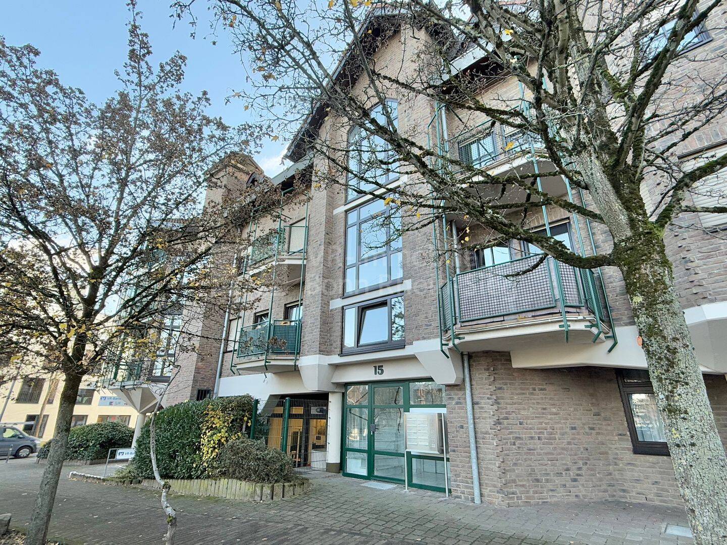 Großzügige 3-Zimmerwohnung mit 4 Balkonen in Alfter, 53347 Alfter