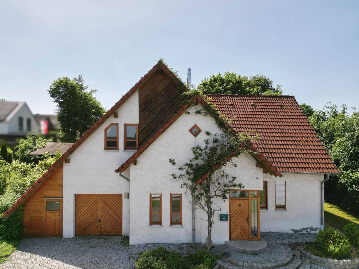 Familienanwesen mit Baugrundstück in Ruheoase, 59602 Rüthen