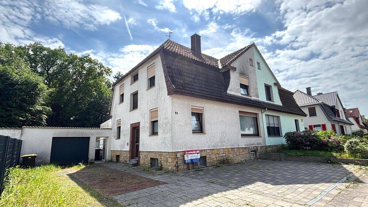 Doppelhaushälfte mit 2 Wohneinheiten und Garagen in Osnabrück-Eversburg, 49090 Osnabrück (Eversburg Hafen Haste Pye Sonnenhügel)
