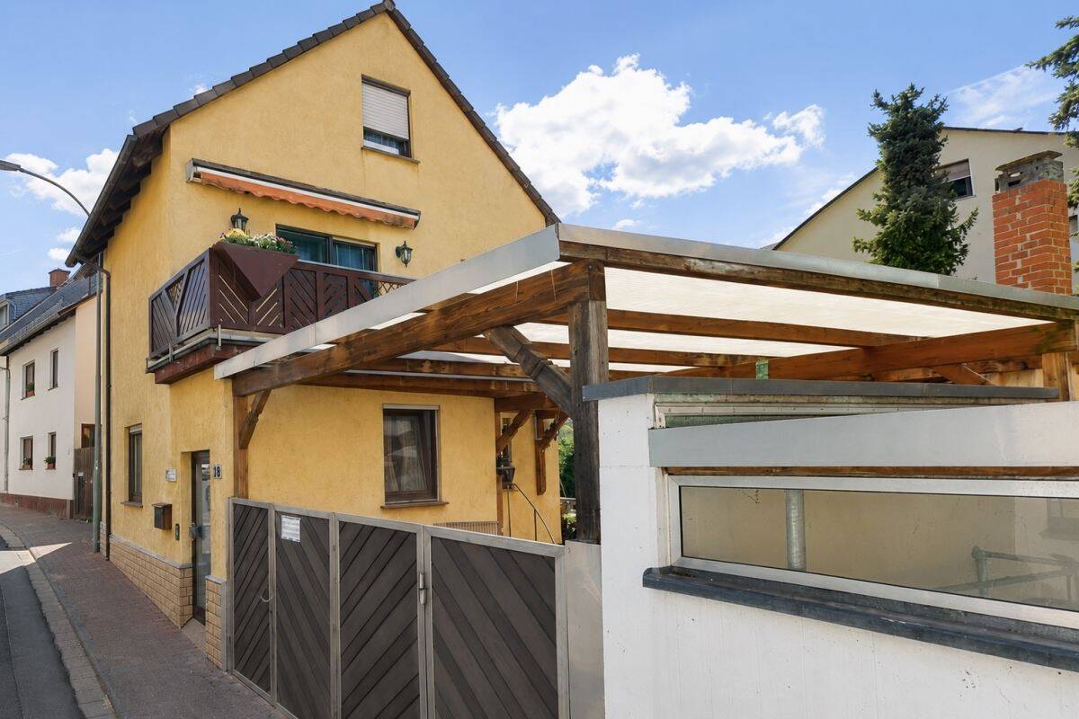 Stadthaus in ruhiger Wohnlage am unteren Niederberg von Bad Vilbel, 61118 Bad Vilbel