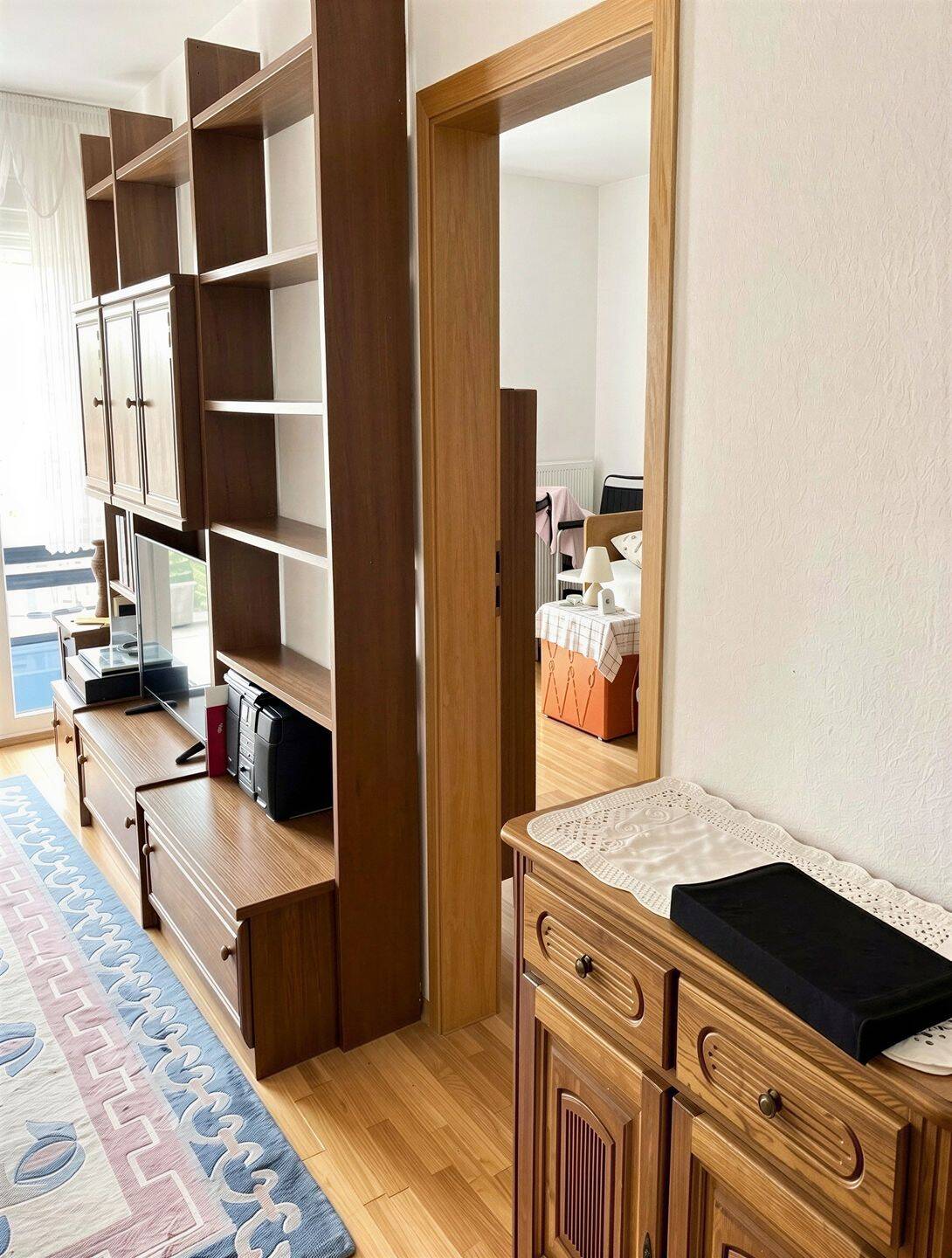 Gemütliche helle 2 Zimmer Singlewohnung mit EBK, Fahrstuhl, Kfz-Stellplatz und Terrasse., 34582 Borken (Hessen)