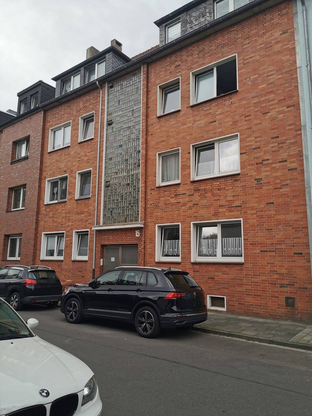 Mehrfamilienhaus mit variabel nutzbarem Hinterhaus in guter Lage von Duisburg Duissern zur Anlage !, 47058 Duisburg (Altstadt Duissern)
