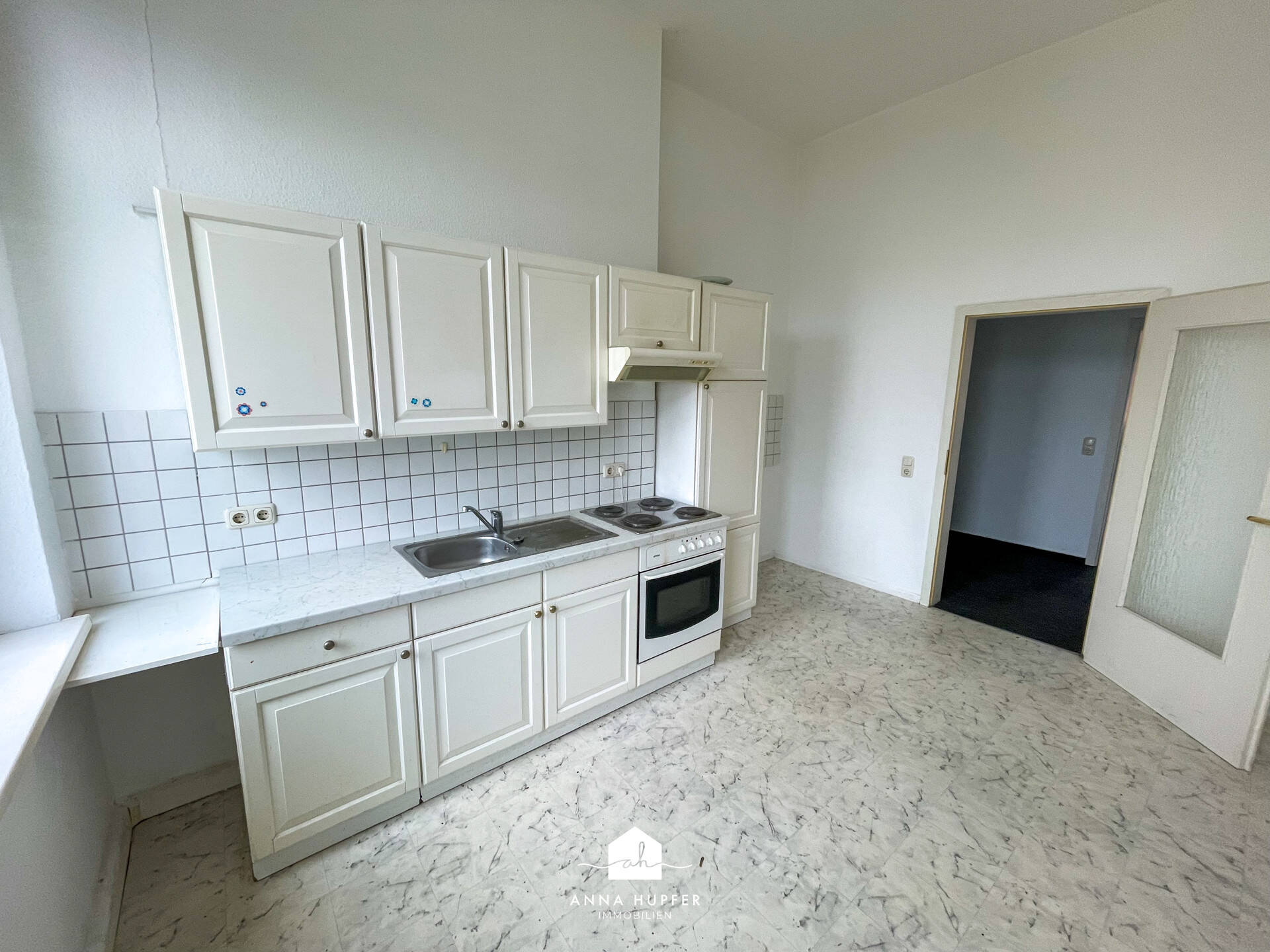2-Raumwohnung mit Einbauküche in Zeitz, 6712 Zeitz