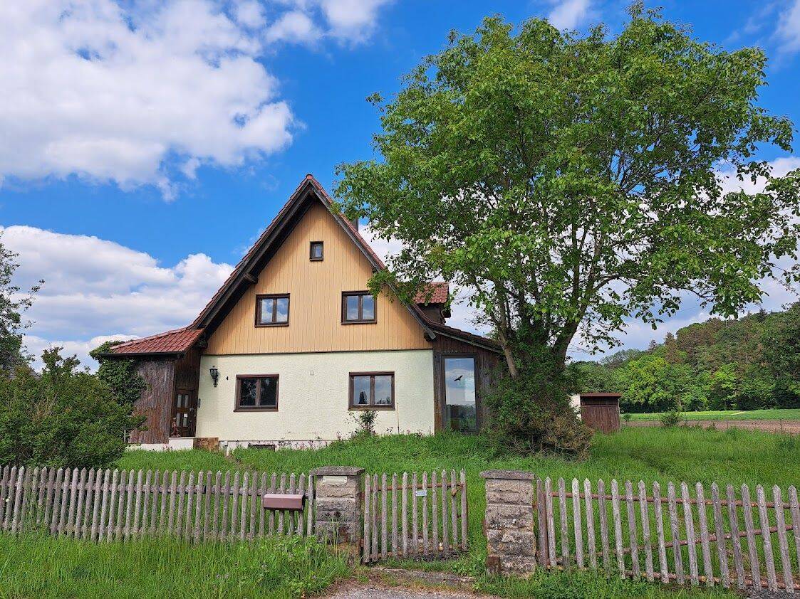 EFH stark sanierungsbedürftig, 85391 Allershausen
