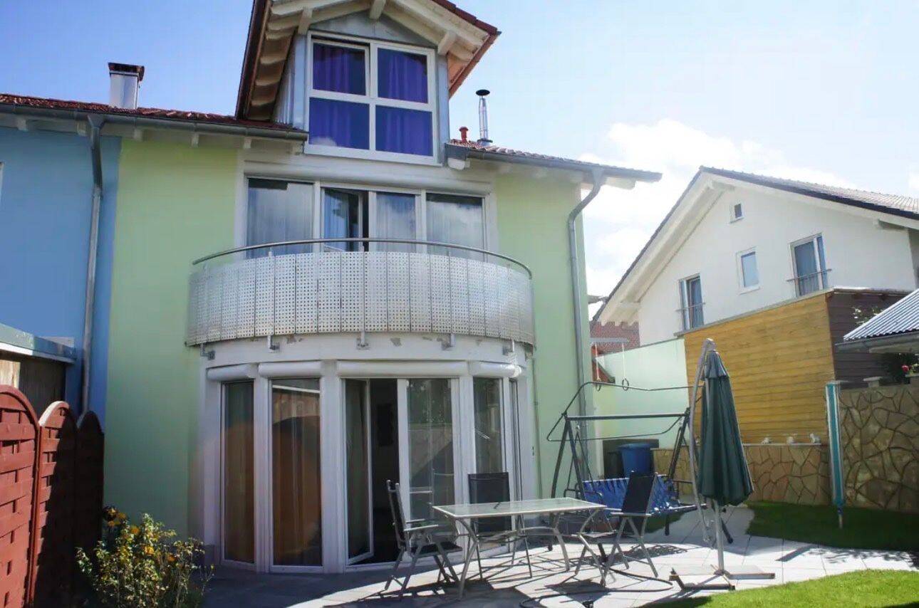 Viel Platz für den Alltag in diesem 6-Zimmer-Haus in Waldshut-Tiengen, 79761 Waldshut-Tiengen