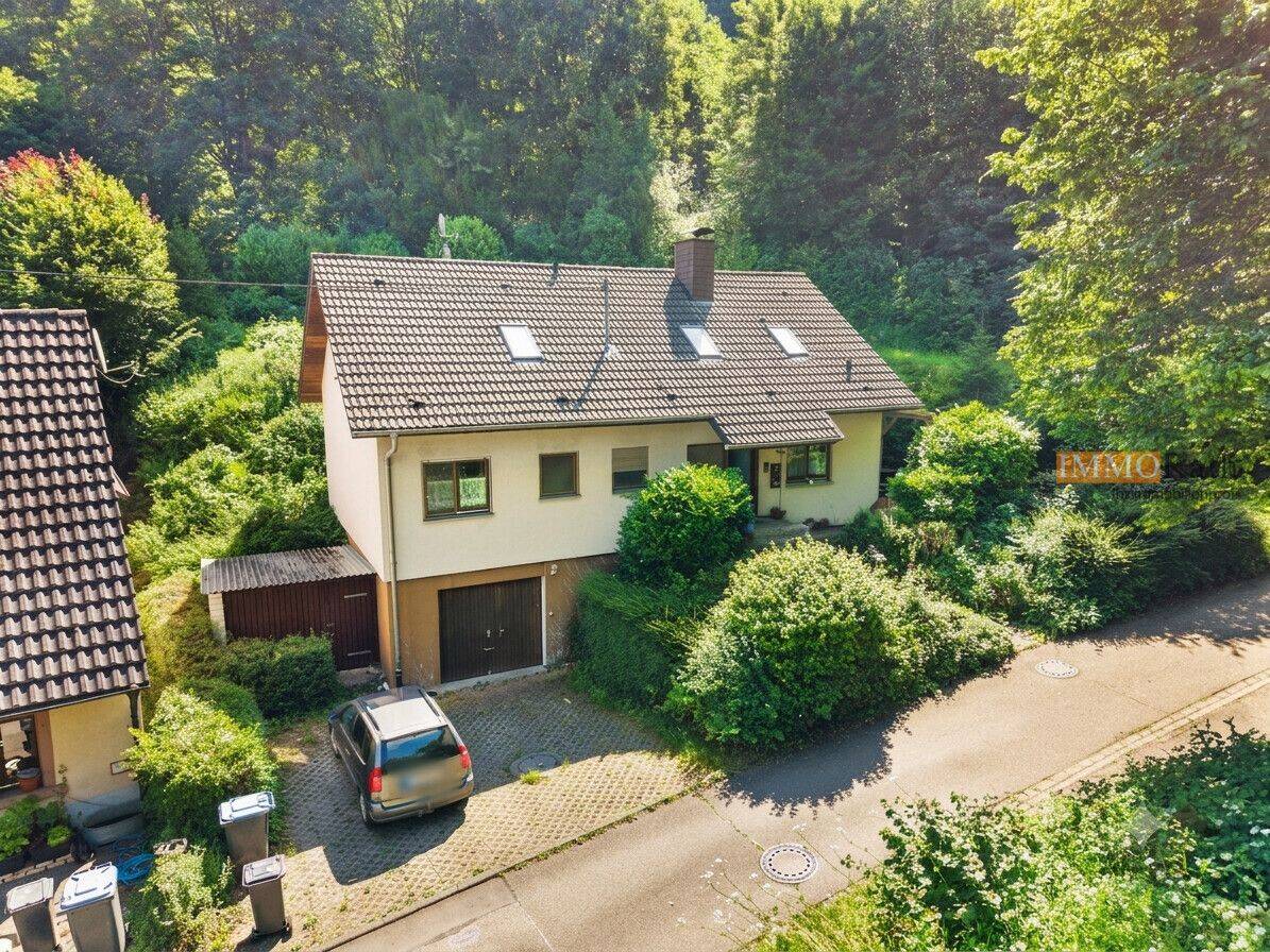 IMMORath.de – Zweifamilienhaus in naturnaher Lage mit großzügigem Grundstück, 79336 Herbolzheim