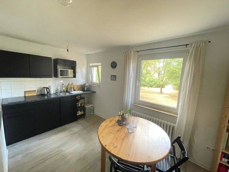 Nachmieter zum 15.09 gesucht, EBK Übernahme möglich – Single-Wohnung in Hassels, 40599 Düsseldorf (Benrath Hassels Holthausen Reisholz)