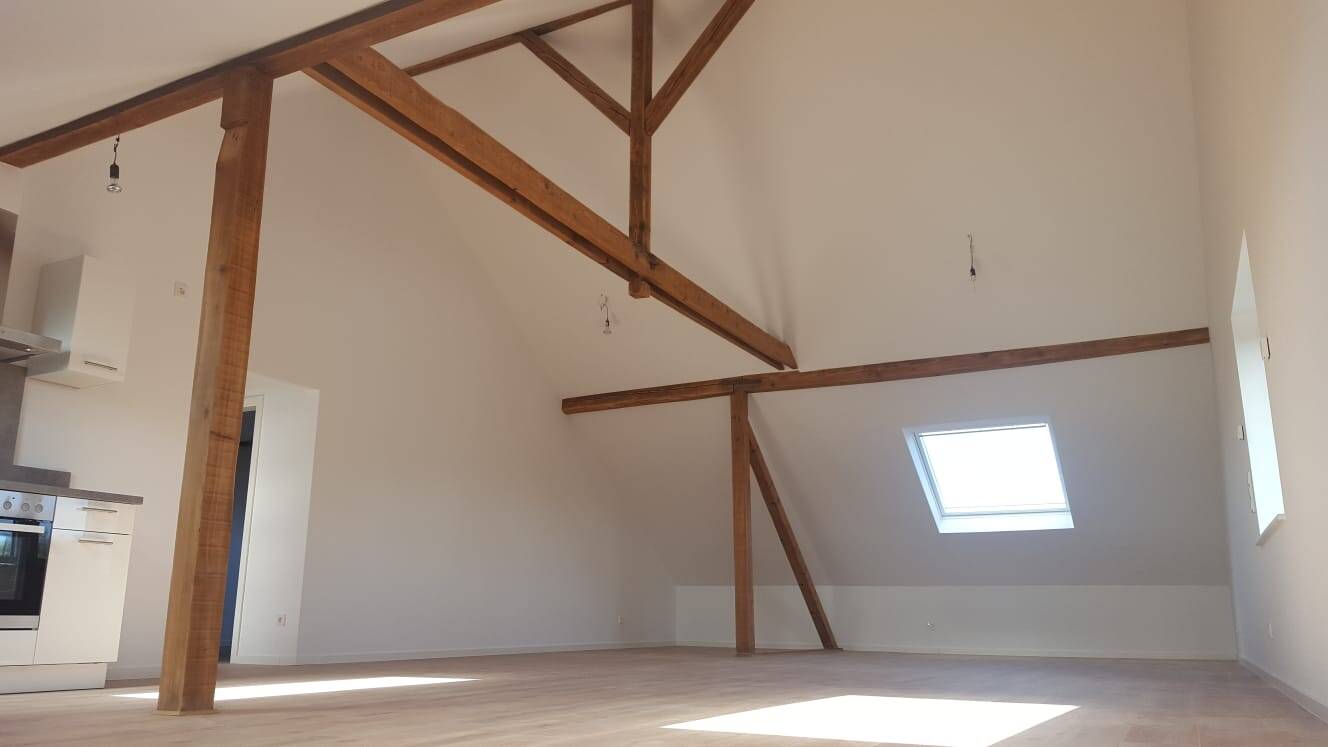Helle DG Wohnung 2 1/2 Zimmer VK-Heidstock neu renoviert modern, 66333 Völklingen